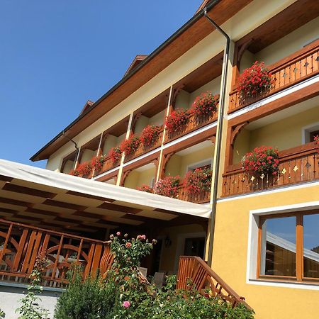 Hotel Alex Sankt Kanzian am Klopeiner See Exterior photo