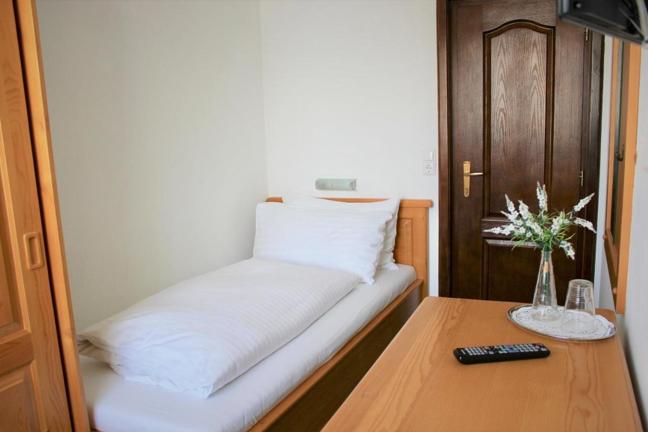 Hotel Alex Sankt Kanzian am Klopeiner See Exterior photo