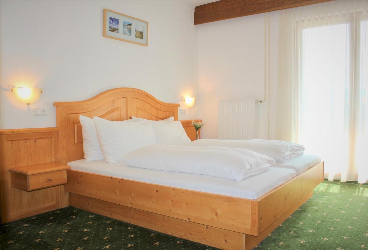 Hotel Alex Sankt Kanzian am Klopeiner See Exterior photo